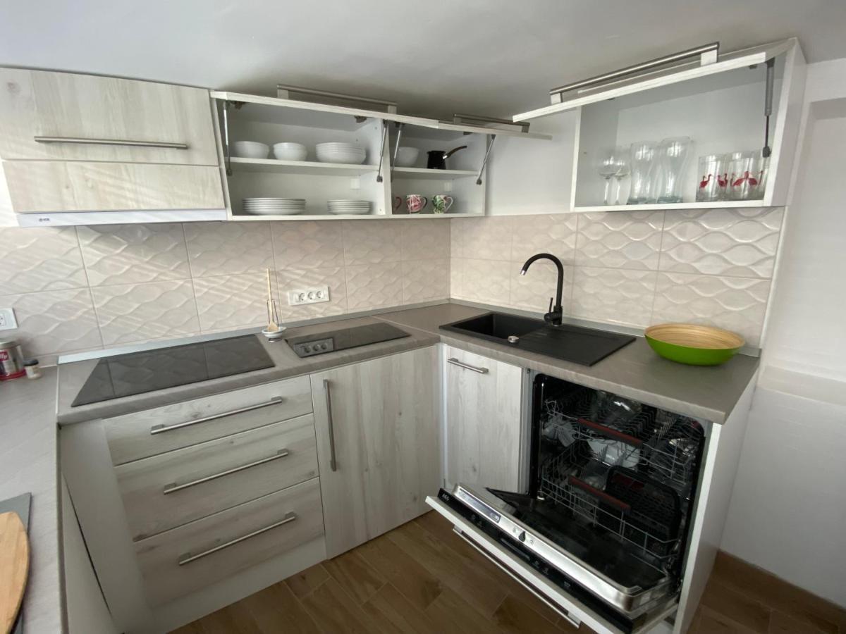 Apartma Sinitus อิซอลา ภายนอก รูปภาพ