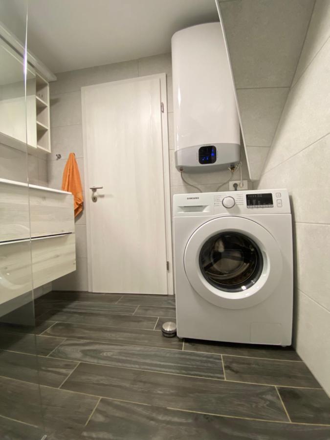 Apartma Sinitus อิซอลา ภายนอก รูปภาพ